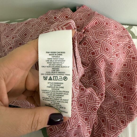 EQUIPMENT
Aveline Print Silk Midi Dress NWT Size 2 - Picture 4 of 13